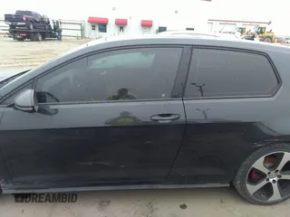 2015 Volkswagen Golf GTI S with VIN 3VWTT7AU5FM057828, listed as a IAAI auction lot 41543265 with 80,524 mi miles. Bid and sale history available at carsss.com. Image 15.