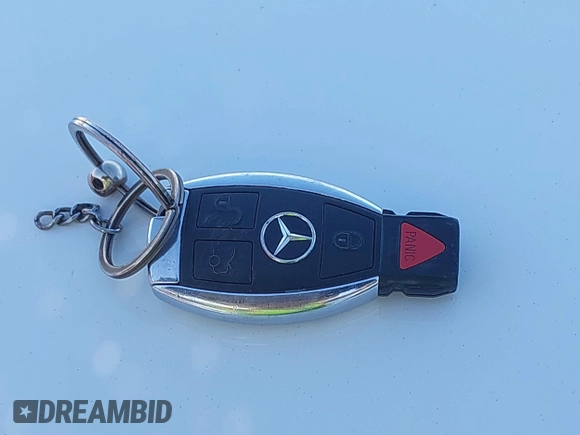 2015 Mercedes-Benz C 300 Luxury with VIN 55SWF4KB5FU039626, listed as a IAAI auction lot 41815854 with 79,311 mi miles and . Bid and sale history available at DreamBid. Image 11.