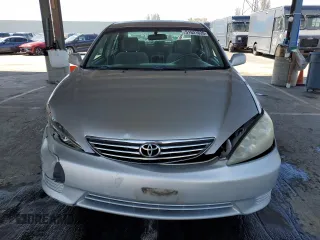 2006 Toyota Camry STD with VIN 4T1BE30K36U113564, listed as a Copart auction lot 51621635 with 198,251 mi miles and Clean Title. Bid and sale history available at DreamBid. Image 5.