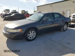 2002 Cadillac Seville Luxury SLS z VIN 1G6KS54YX2U154438, wystawiony jako Copart lot #67893314 z przebiegiem 115 313 mil mil oraz Szkody całkowita. Historia ofert i sprzedaży dostępna na DreamBid. Obrazek 1.