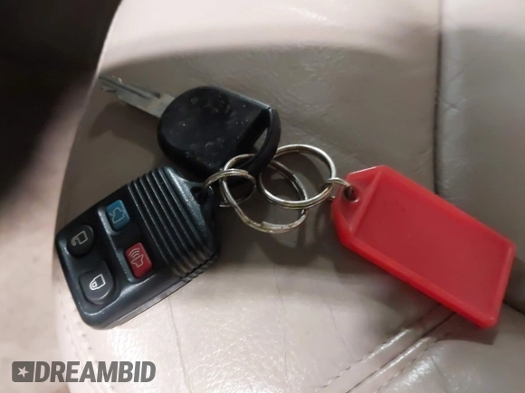 2005 Ford Explorer Limited с VIN 1FMDU75W85ZA65110, выставлен на аукционе IAAI как лот 41225580 с пробегом 154 125 миль миль и . История ставок и продаж доступна на DreamBid. Изображение 11.