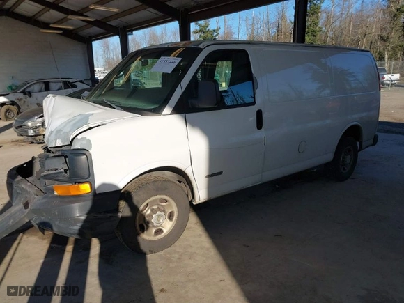 2004 Chevrolet Express Cargo Van with VIN 1GCGG25V641176156, listed as a IAAI auction lot 41357446 with 388,448 mi miles. Bid and sale history available at carsss.com. Image 2.