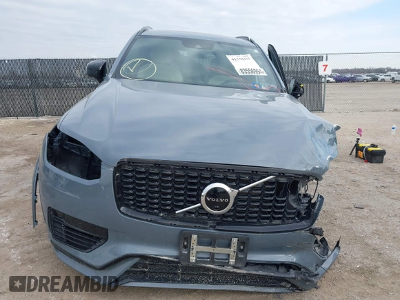 2022 Volvo XC90 R-Design with VIN YV4BR0CM8N1816644, listed as a IAAI auction lot 41558435 with 64,255 mi miles. Bid and sale history available at carsss.com. Image 13.