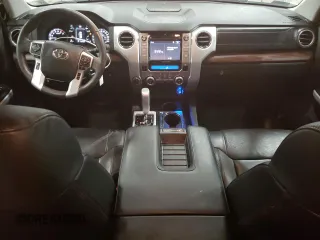 2019 Toyota Tundra SR5 z VIN 5TFHY5F13KX862888, wystawiony jako Copart lot #44863535 z przebiegiem 59 415 mil mil oraz Szkoda całkowita • Salvage title. Historia ofert i sprzedaży dostępna na DreamBid. Obrazek 8.