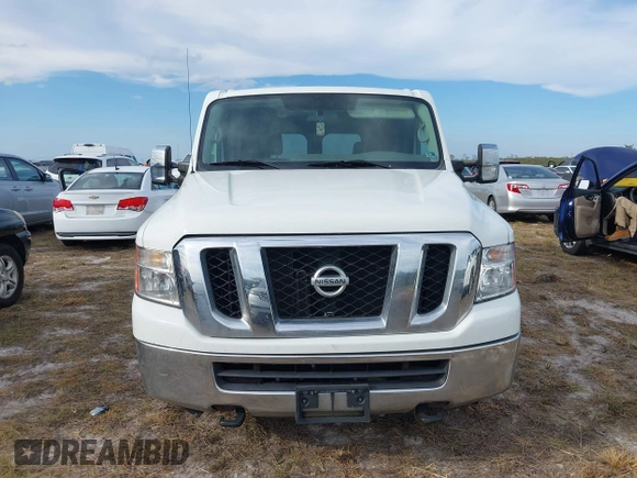2018 Nissan NV SV with VIN 1N6AF0KY0JN815953, listed as a IAAI auction lot 40601820 with 1 mi miles. Bid and sale history available at carsss.com. Image 12.
