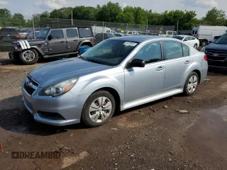 2013 Subaru Legacy 2.5i z VIN 4S3BMBA61D3042385, wystawiony jako Copart lot #60439885 z przebiegiem 108 778 mil mil oraz Czysty tytuł • Clean title. Historia ofert i sprzedaży dostępna na DreamBid. Obrazek 1.