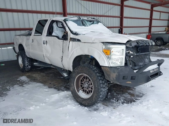 2015 Ford Super Duty F-250 SRW Lariat with VIN 1FT7W2BT9FEC51353, listed as a IAAI auction lot 41565239 with 140,000 mi miles. Bid and sale history available at carsss.com. Image 1.