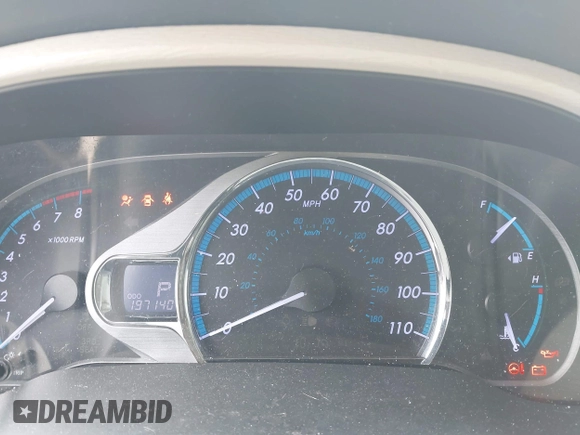 2014 Toyota Sienna XLE with VIN 5TDYK3DC4ES463315, listed as a IAAI auction lot 42108050 with 197,140 mi miles. Bid and sale history available at carsss.com. Image 7.