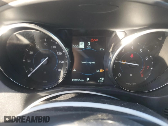 2019 Jaguar F-Pace 25t Prestige z VIN SADCK2GX1KA392655, wystawiony jako Copart lot #45329075 z przebiegiem 92 332 mil mil oraz Nie do naprawy • Non repairable. Historia ofert i sprzedaży dostępna na DreamBid. Obrazek 9.