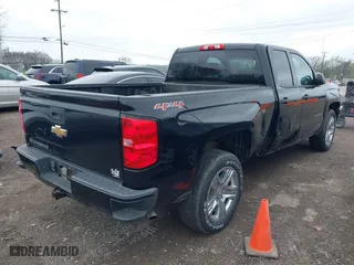 2016 Chevrolet Silverado 1500 Custom with VIN 1GCVKPEC5GZ323610, listed as a IAAI auction lot 41913759 with 79,773 mi miles. Bid and sale history available at carsss.com. Image 4.