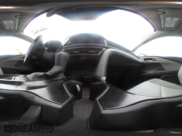 2025 Toyota Camry LE z VIN 4T1DBADK8SU516255, wystawiony jako IAAI lot #41847062 z przebiegiem 4 534 mil mil oraz . Historia ofert i sprzedaży dostępna na DreamBid. Obrazek 19.
