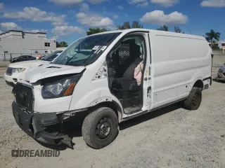 2022 Ford Transit Cargo with VIN 1FTBR1Y82NKA24178, listed as a Copart auction lot 44745704 with 15,951 mi miles and . Bid and sale history available at DreamBid. Image 1.