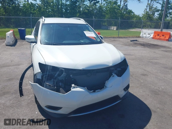 2015 Nissan Rogue S with VIN KNMAT2MV8FP529757, listed as a IAAI auction lot 42026705 with 165,693 mi miles. Bid and sale history available at carsss.com. Image 12.