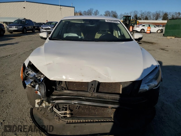 2013 Volkswagen Passat SE with VIN 1VWBH7A34DC021793, listed as a Copart auction lot 43985805 with 183,463 mi miles and Salvage Title. Bid and sale history available at carsss.com. Image 5.