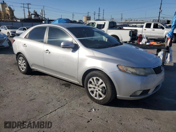 2011 Kia Forte EX with VIN KNAFU4A28B5380794, listed as a Copart auction lot 52823735 with 186,741 mi miles and Salvage Title. Bid and sale history available at carsss.com. Image 4.