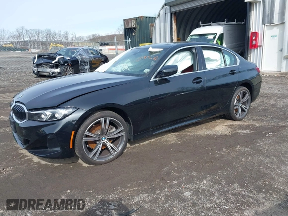 2024 BMW 3 Series 330i xDrive with VIN 3MW89FF04R8E03630, listed as a IAAI auction lot 40983630 with 15,462 mi miles. Bid and sale history available at carsss.com. Image 17.
