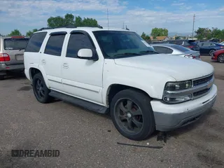 2005 Chevrolet Tahoe LT с VIN 1GNEK13T85J255581, выставлен на аукционе IAAI как лот 42796869 с пробегом Не указан миль и . История ставок и продаж доступна на DreamBid. Изображение 1.