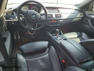 2013 BMW X6 M with VIN 5YMGZ0C5XDLL29831, listed as a Copart auction lot 71560674 with 116,849 mi miles and Salvage Title. Bid and sale history available at carsss.com. Image 8.