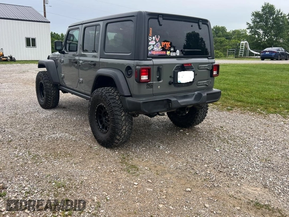 2019 Jeep Wrangler Unlimited Sport S with VIN 1C4HJXDG9KW569235, listed as a Copart auction lot 60338215 with 47,107 mi miles and Clean title. Bid and sale history available at DreamBid. Image 3.