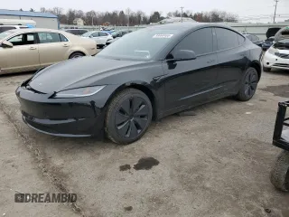 2025 Tesla Model 3 Long Range with VIN 5YJ3E1EA0SF890851, listed as a Copart auction lot 88960465 with 755 mi miles and Salvage Title. Bid and sale history available at carsss.com. Image 1.