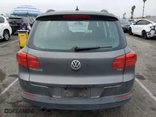 2016 Volkswagen Tiguan R-Line with VIN WVGAV7AX8GW513932, listed as a Copart auction lot 86443264 with 138,427 mi miles and Clean Title. Bid and sale history available at carsss.com. Image 6.