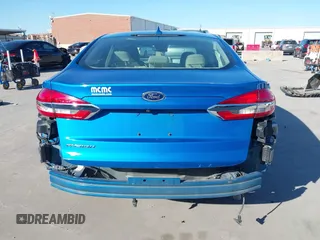 2020 Ford Fusion SE with VIN 3FA6P0H77LR153539, listed as a IAAI auction lot 42054318 with 103,820 mi miles and . Bid and sale history available at DreamBid. Image 17.