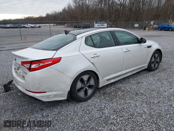 2013 Kia Optima EX z VIN KNAGM4AD9D5040367, wystawiony jako IAAI lot #41582586 z przebiegiem 152 534 mil mil oraz . Historia ofert i sprzedaży dostępna na DreamBid. Obrazek 4.