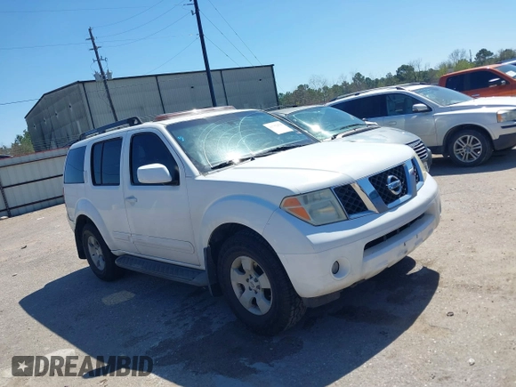 2005 Nissan Pathfinder SE with VIN 5N1AR18UX5C791209, listed as a IAAI auction lot 41752470 with 178,465 mi miles. Bid and sale history available at carsss.com. Image 1.