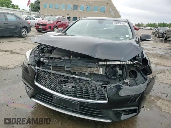 2017 Infiniti QX30 Luxury with VIN SJKCH5CP0HA016228, listed as a Copart auction lot 59368325 with 60,014 mi miles and Salvage title. Bid and sale history available at DreamBid. Image 13.