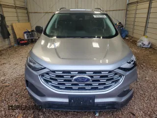 2022 Ford Edge SE z VIN 2FMPK4G96NBA75033, wystawiony jako Copart lot #52507505 z przebiegiem 74 588 mil mil oraz Szkoda całkowita • Salvage title. Historia ofert i sprzedaży dostępna na DreamBid. Obrazek 5.