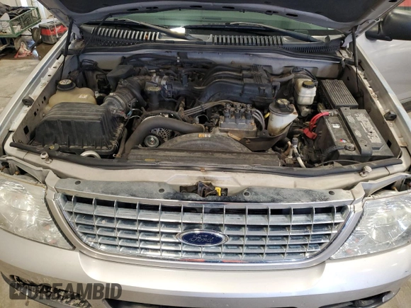 2005 Ford Explorer XLT с VIN 1FMZU73KX5UB38349, выставлен на аукционе Copart как лот 55259865 с пробегом 184 108 миль миль и На запчасти • Non repairable. История ставок и продаж доступна на DreamBid. Изображение 12.