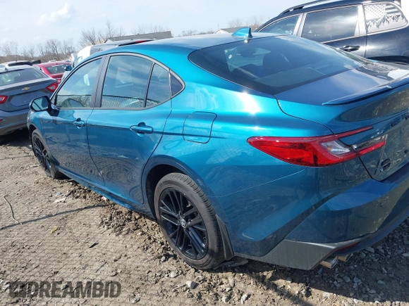 2025 Toyota Camry LE z VIN 4T1DBADK3SU512081, wystawiony jako IAAI lot #41762607 z przebiegiem 6 112 mil mil oraz . Historia ofert i sprzedaży dostępna na DreamBid. Obrazek 15.