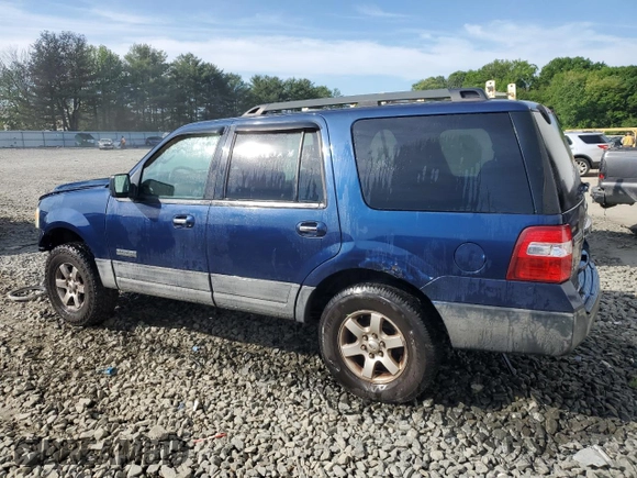 2007 Ford Expedition XLT with VIN 1FMFU16517LA34427, listed as a Copart auction lot 56547695 with 131,048 mi miles and Salvage title. Bid and sale history available at DreamBid. Image 2.