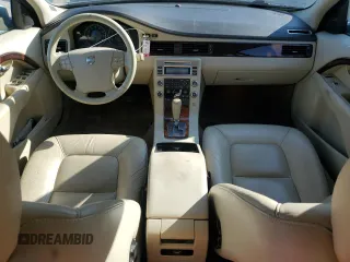 2008 Volvo V70 with VIN YV1BW982781044062, listed as a Copart auction lot 70427534 with 202,812 mi miles and Salvage title. Bid and sale history available at DreamBid. Image 8.