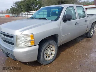 2007 Chevrolet Silverado 1500 LT w/1LT with VIN 2GCEC13CX71567954, listed as a IAAI auction lot 41697566 with 74,568 mi miles. Bid and sale history available at carsss.com. Image 2.