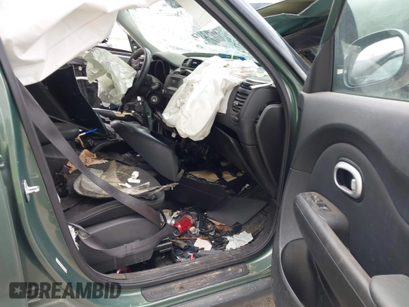 2014 Kia Soul with VIN KNDJN2A20E7025089, listed as a IAAI auction lot 42070974 with Not Provided miles and . Bid and sale history available at DreamBid. Image 5.