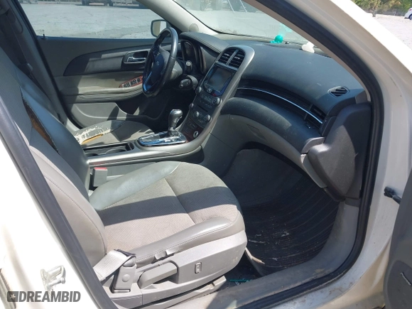 2013 Chevrolet Malibu LT with VIN 1G11E5SA6DF119224, listed as a IAAI auction lot 42047864 with 178,537 mi miles. Bid and sale history available at carsss.com. Image 5.