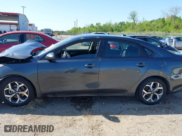 2021 Kia Forte LXS with VIN 3KPF24AD5ME309702, listed as a IAAI auction lot 41992202 with 69,531 mi miles and . Bid and sale history available at DreamBid. Image 14.