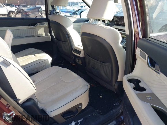 2023 Hyundai Palisade Calligraphy z VIN KM8R7DGE8PU534745, wystawiony jako IAAI lot #41387513 z przebiegiem 36 036 mil mil oraz . Historia ofert i sprzedaży dostępna na DreamBid. Obrazek 8.