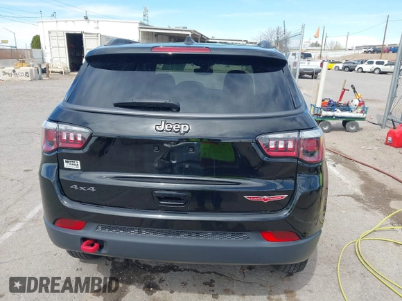 2020 Jeep Compass Trailhawk with VIN 3C4NJDDB7LT129673, listed as a IAAI auction lot 41811055 with 30,106 mi miles and . Bid and sale history available at carsss.com. Image 16.