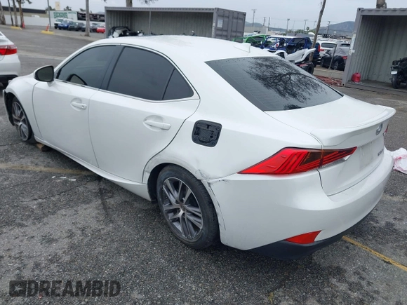 2019 Lexus IS with VIN JTHBA1D25K5093447, listed as a IAAI auction lot 41776912 with 61,761 mi miles. Bid and sale history available at carsss.com. Image 3.