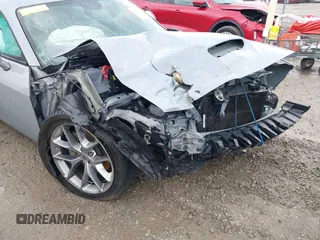 2022 Dodge Challenger GT z VIN 2C3CDZJG2NH188111, wystawiony jako IAAI lot #41859416 z przebiegiem 40 264 mil mil oraz . Historia ofert i sprzedaży dostępna na DreamBid. Obrazek 6.