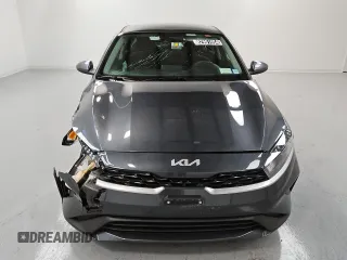2023 Kia Forte LXS with VIN 3KPF24AD2PE579457, listed as a Copart auction lot 82991054 with 38,822 mi miles and Clean Title. Bid and sale history available at carsss.com. Image 5.