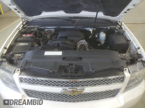 2009 Chevrolet Tahoe LTZ with VIN 1GNFK33059R294559, listed as a Copart auction lot 59545335 with 173,672 mi miles and Clean title. Bid and sale history available at DreamBid. Image 12.