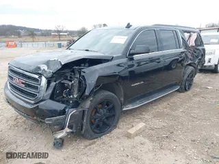 2019 GMC Yukon XL SLT with VIN 1GKS2GKC4KR176233, listed as a IAAI auction lot 41344420 with 1 mi miles. Bid and sale history available at carsss.com. Image 2.