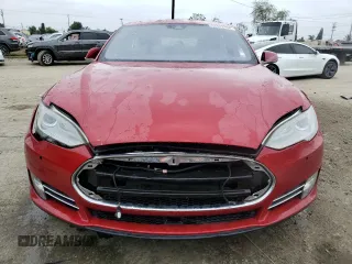 2016 Tesla Model S 70 with VIN 5YJSA1E18GF131881, listed as a Copart auction lot 54513134 with 133,785 mi miles and Salvage title. Bid and sale history available at DreamBid. Image 5.