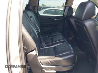 2007 Chevrolet Suburban LT with VIN 3GNFC16017G185557, listed as a IAAI auction lot 42487931 with 103,775 mi miles and . Bid and sale history available at DreamBid. Image 8.