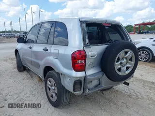 2005 Toyota RAV4 with VIN JTEGD20V750049595, listed as a IAAI auction lot 41944071 with 173,236 mi miles. Bid and sale history available at carsss.com. Image 3.