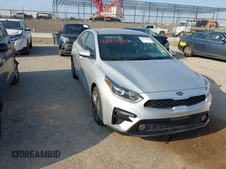 2020 Kia Forte LXS z VIN 3KPF24AD3LE212819, wystawiony jako IAAI lot #42374490 z przebiegiem 12 115 mil mil oraz . Historia ofert i sprzedaży dostępna na DreamBid. Obrazek 1.