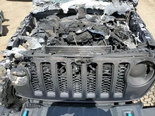 2022 Jeep Wrangler Unlimited Rubicon with VIN 1C4JJXR64NW223339, listed as a Copart auction lot 56760735 with Not provided miles and Non repairable. Bid and sale history available at DreamBid. Image 12.